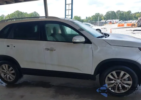 2011 Kia Sorento Lx V6 из США, поврежденный, VIN 5XYKT4A27BG071975